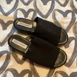 Steve Madden platform sandals